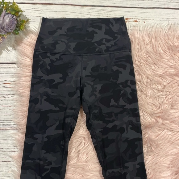 Lululemon Align Crop 21" Incognito Camo Multi Grey Nulu Leggings - Picture 7 of 11